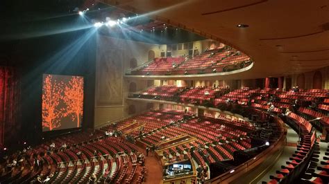 inside caesars palace colosseum.